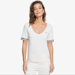 Roxy Women's White Top with Patterned Sleeves L